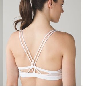 Lululemon White Make A Move Strappy Sports Bra Size 6